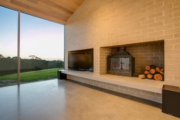 Cheminees Philippe Radiante 600 - Browns Beach House Main Ridge - Architects: Cera Stribley